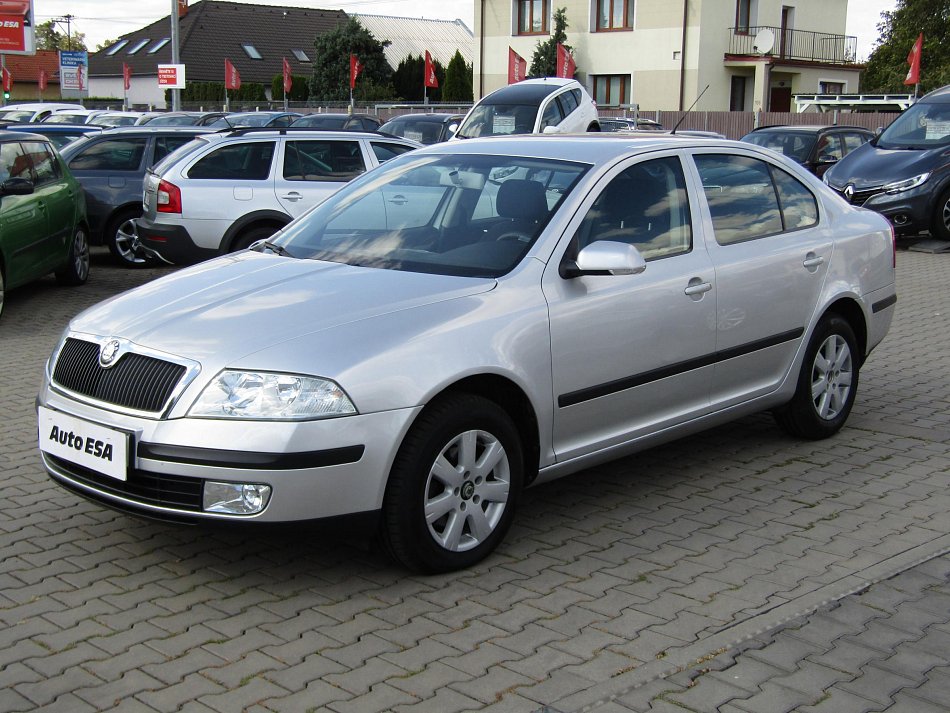 Škoda Octavia II 1.6 MPi Ambiente