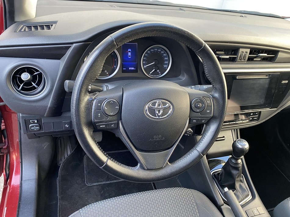 Toyota Corolla 1.6i 16v 