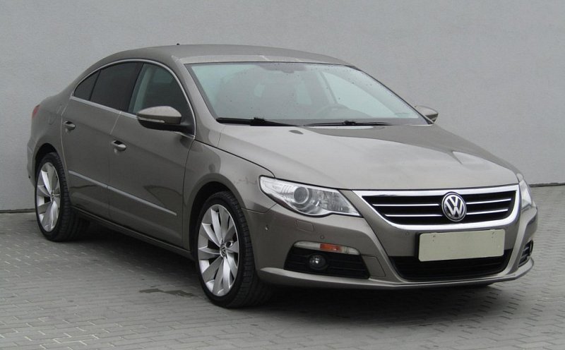 Volkswagen Passat CC 2.0 TDi 