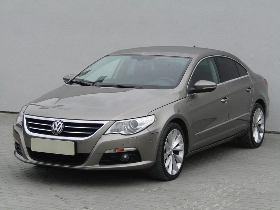 Volkswagen Passat CC 2.0 TDi 