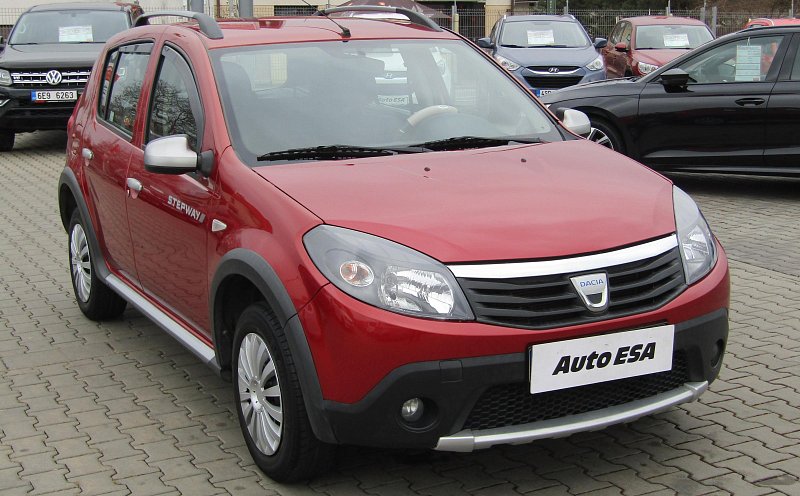 Dacia Sandero 1.6 i 