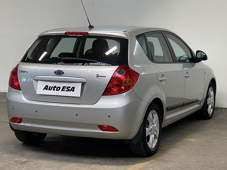 Kia Ceed 1.4i 