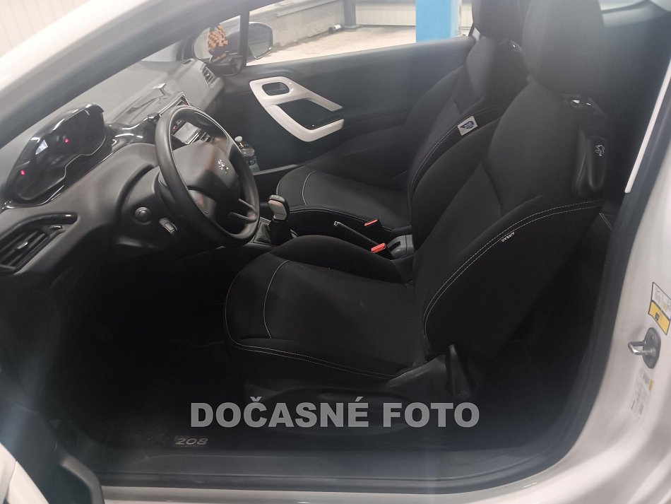 Peugeot 208 1.0 VTi 