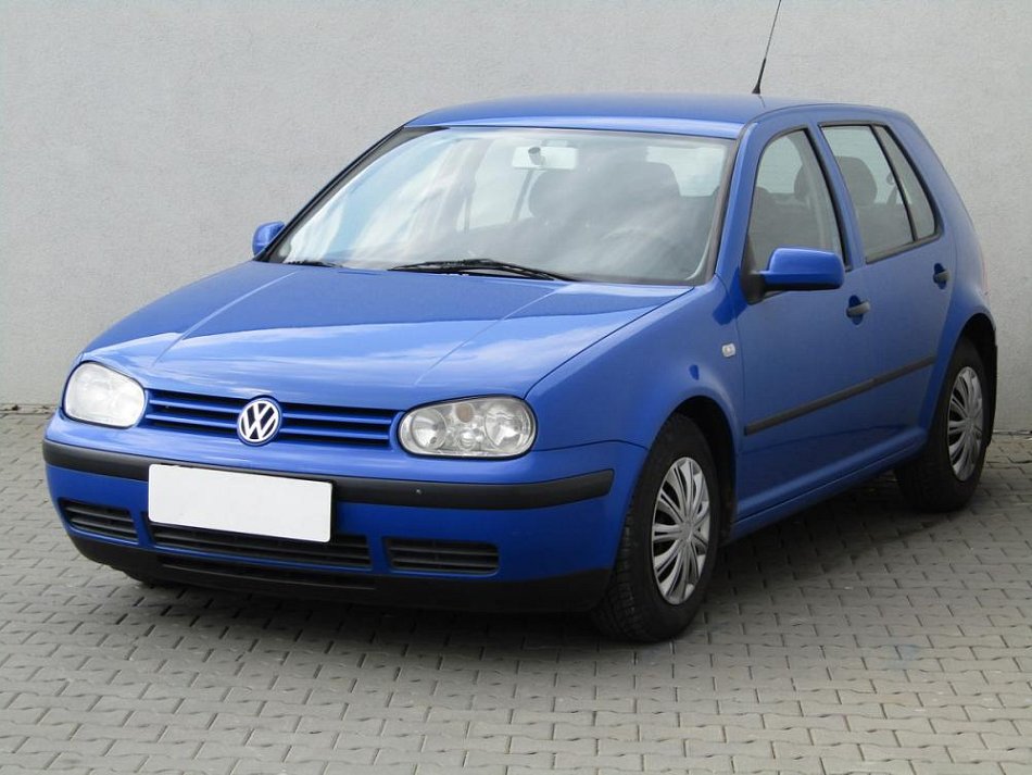 Volkswagen Golf 1.6SR 