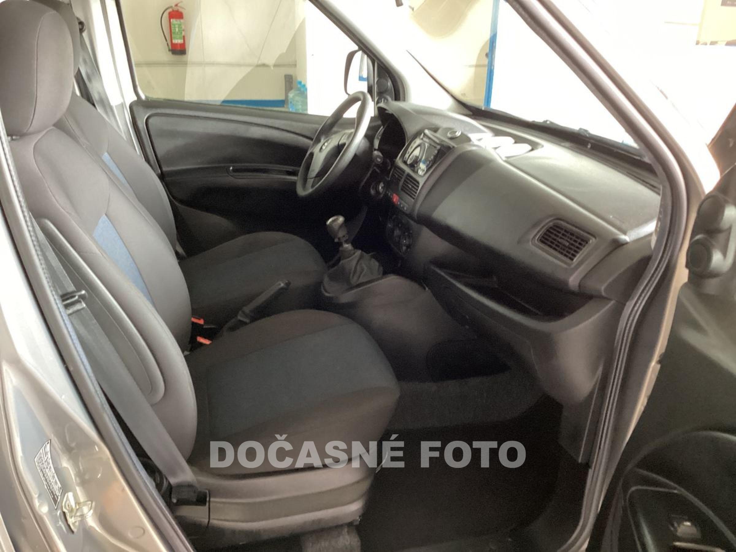 Opel Combo, 2014 - pohled č. 7