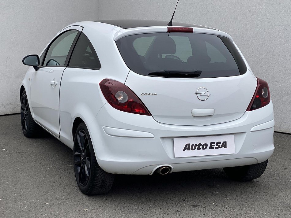 Opel Corsa 1.4i 