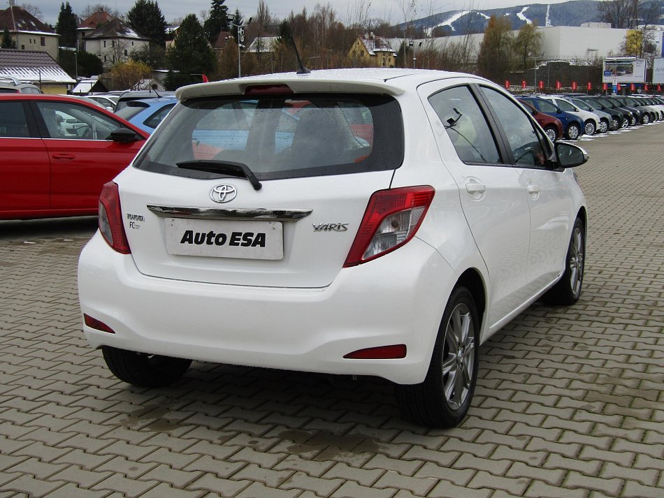 Toyota Yaris 1.3i 