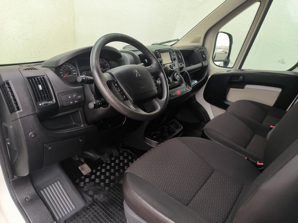 Peugeot Boxer 2.0HDi  L2H2 DÍLNA