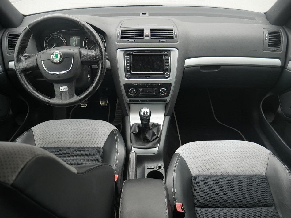 Škoda Octavia II 2.0 TDi RS