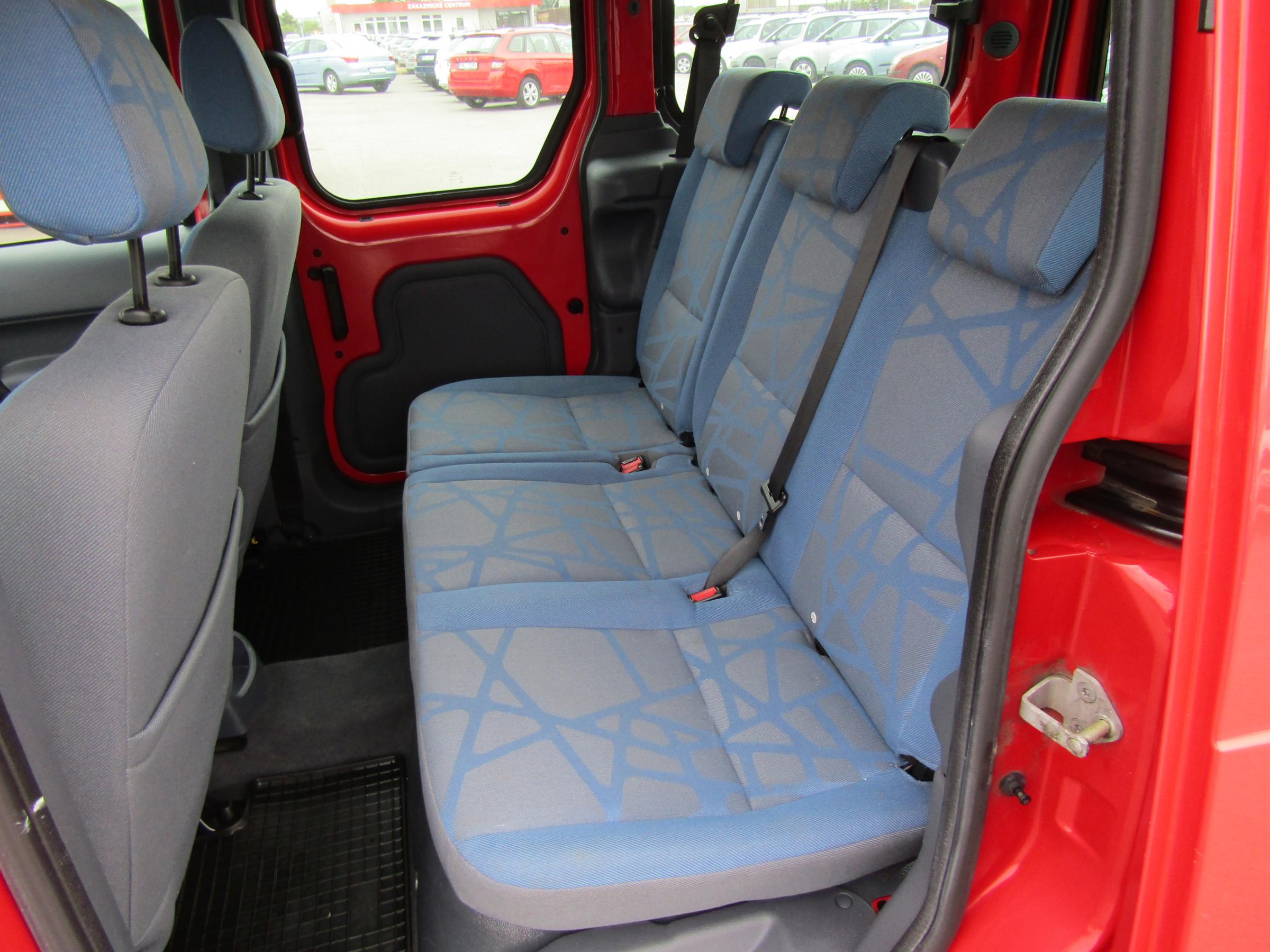 Ford Tourneo Connect, 2012 - pohled č. 11