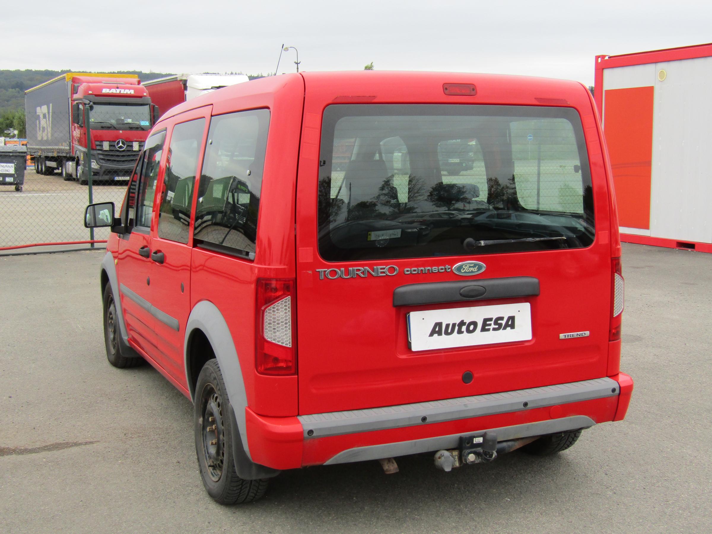 Ford Tourneo Connect, 2012 - pohled č. 4