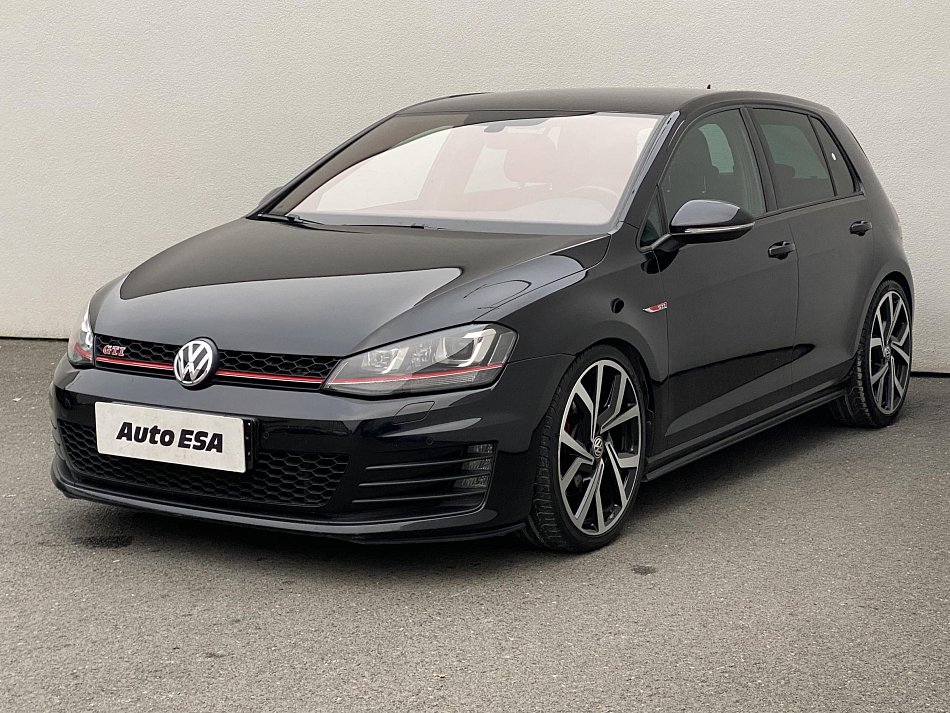 Volkswagen Golf 2.0 TSi GTi