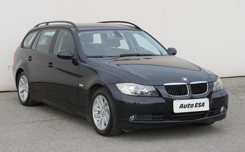 BMW Řada 3 2.0 i  320i