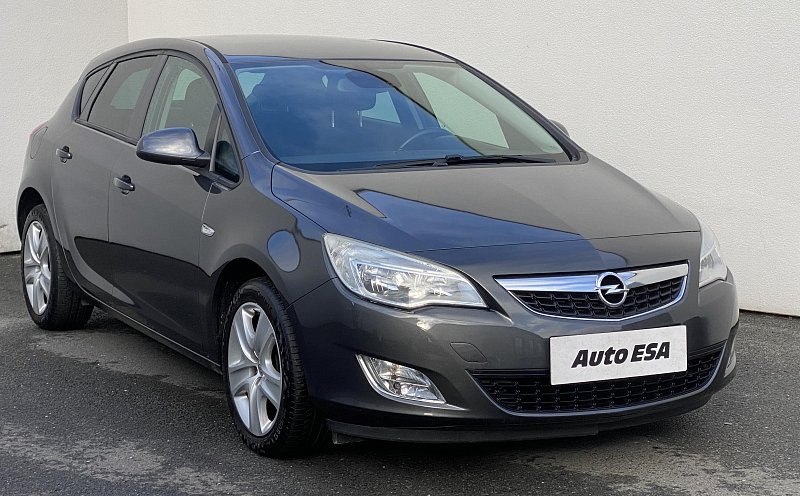 Opel Astra 1.4T Edition