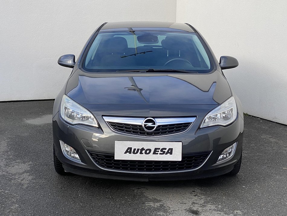 Opel Astra 1.4T Edition