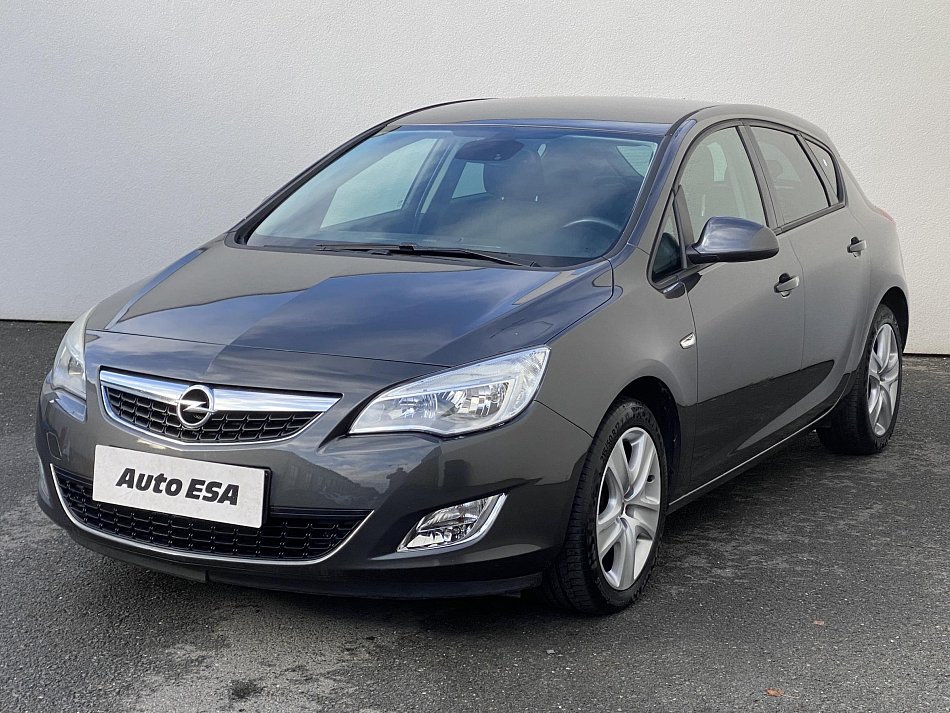 Opel Astra 1.4T Edition