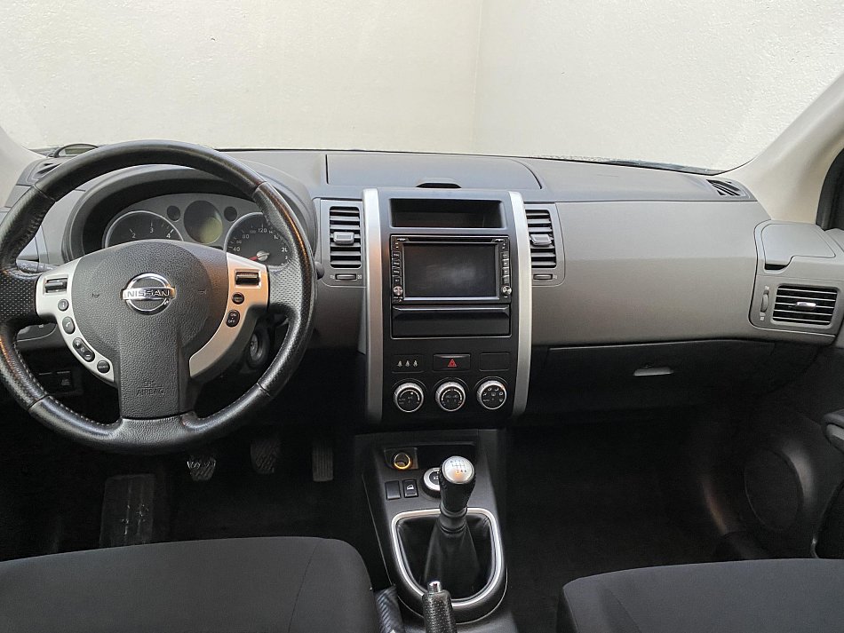 Nissan X-Trail 2.0 dCi  4x4