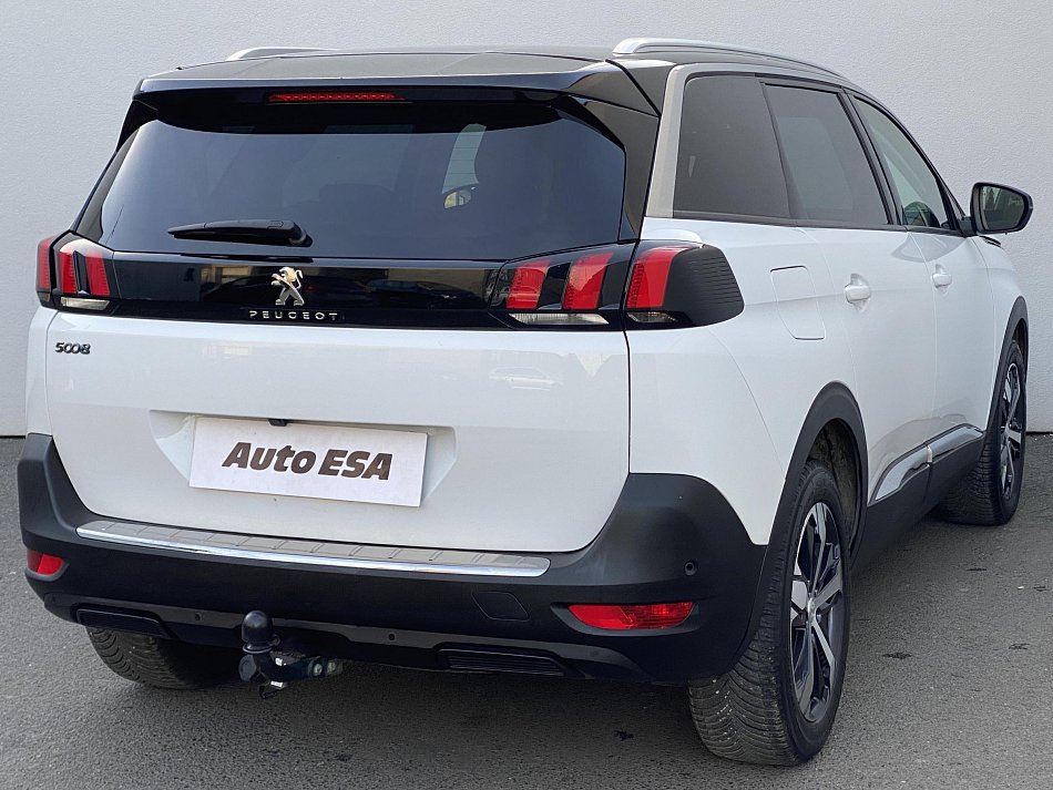 Peugeot 5008 1.5 HDi Allure