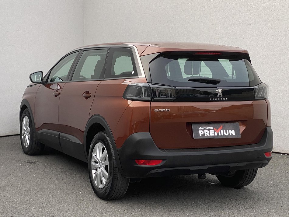 Peugeot 5008 1.2 PT Active 7míst