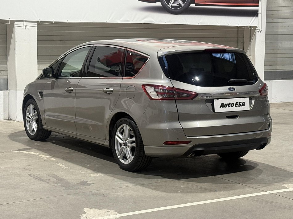 Ford S-MAX 2.0Bi-Turbo 