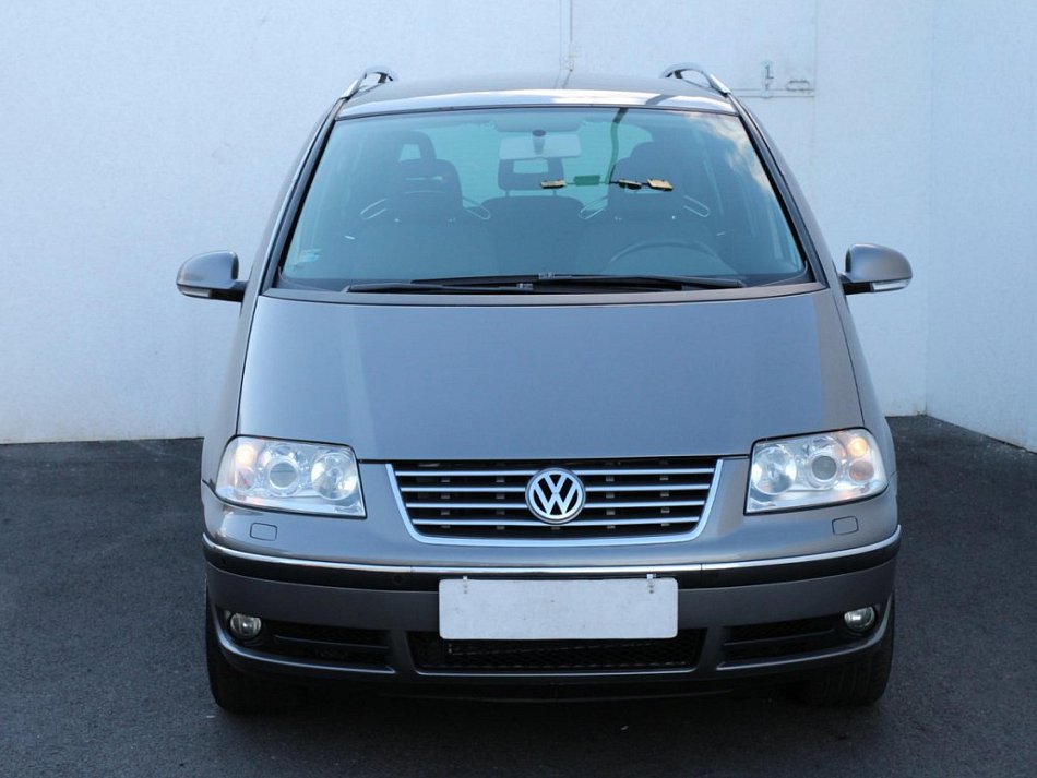 Volkswagen Sharan 1.9 TDi 