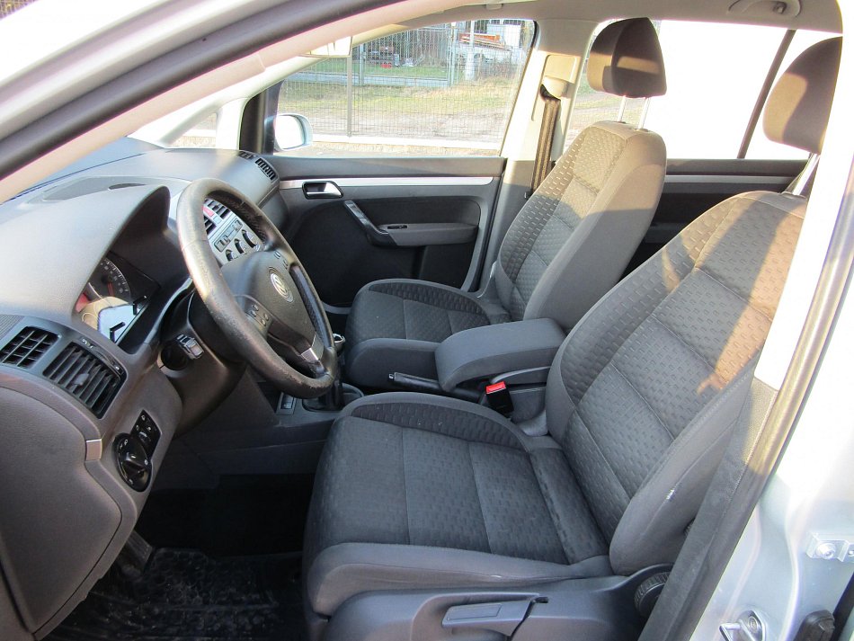 Volkswagen Touran 1.9 TDi 