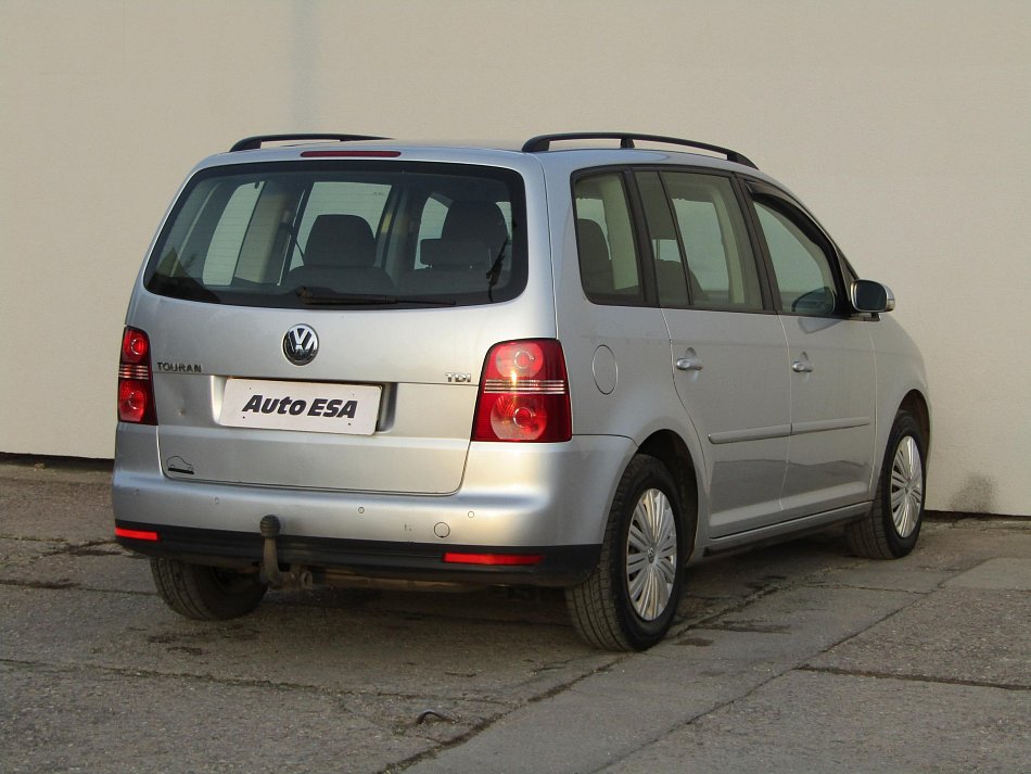 Volkswagen Touran 1.9 TDi 