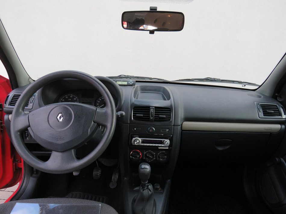 Renault Clio 1.2i 