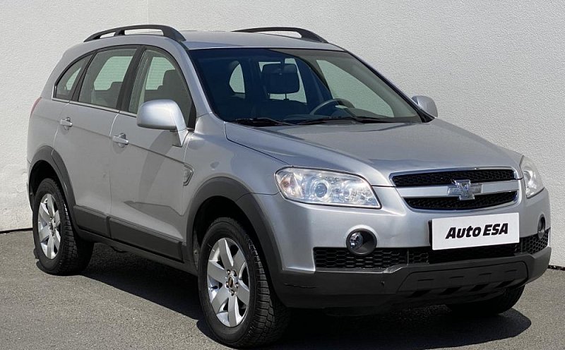 Chevrolet Captiva 2.0 D  4x4, 7míst