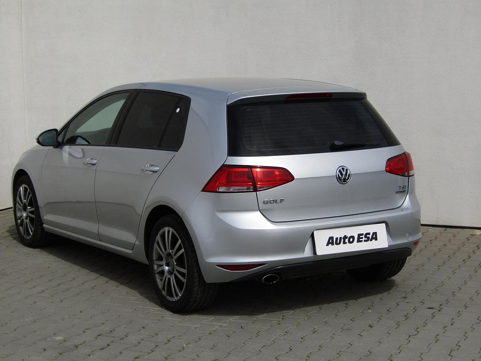 Volkswagen Golf 1.2 TSi 