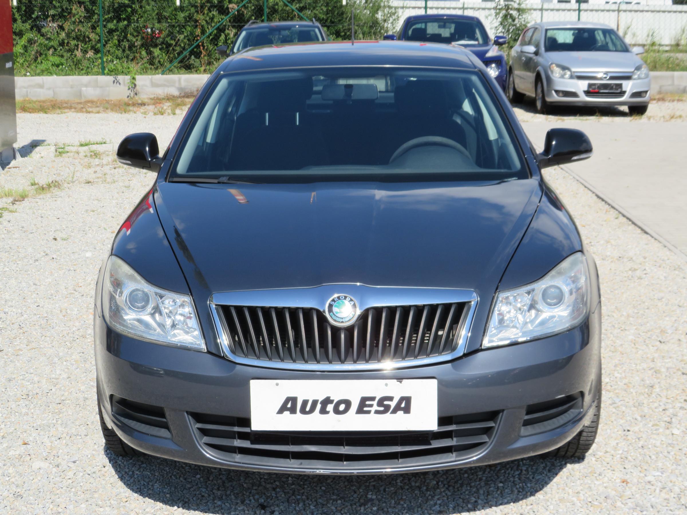 Škoda Octavia II, 2011 - pohled č. 2