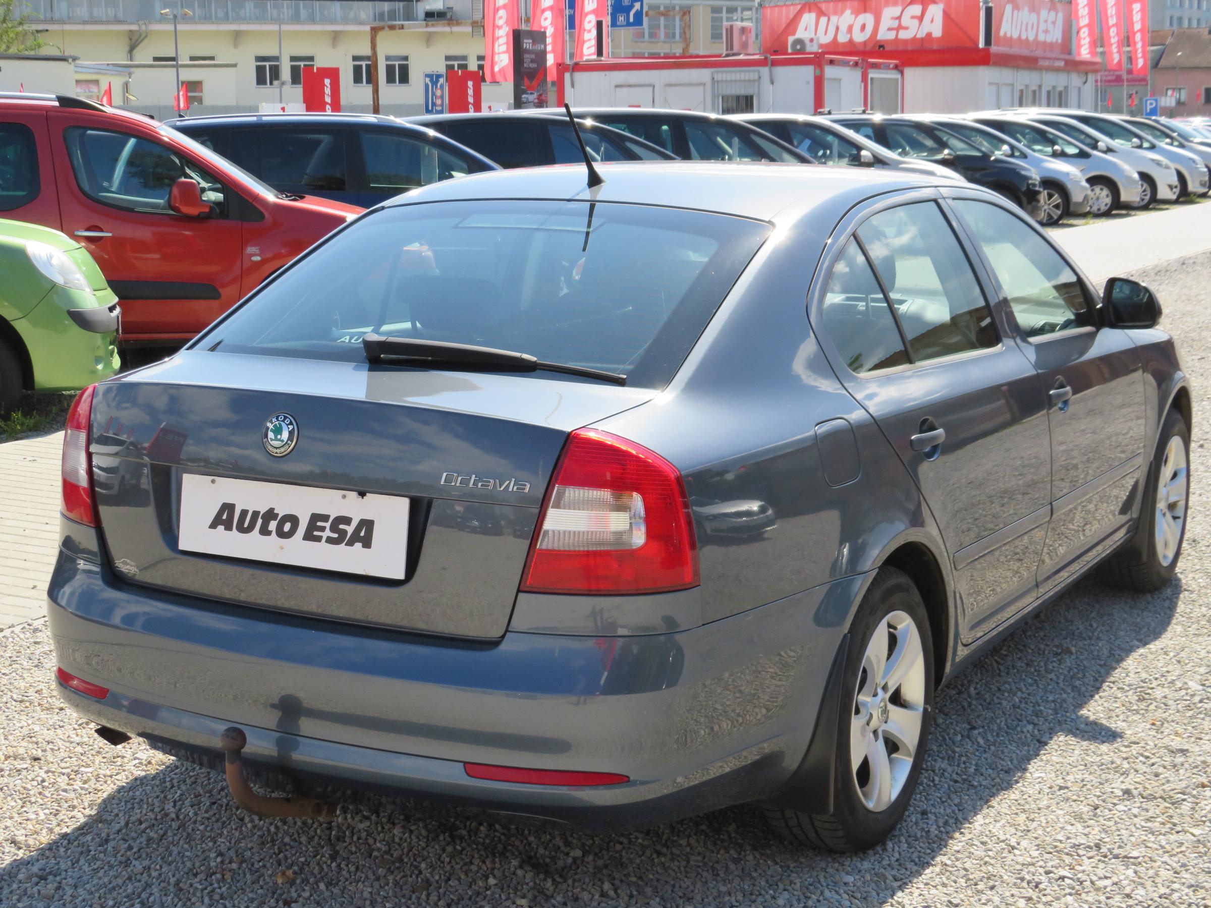 Škoda Octavia II, 2011 - pohled č. 4