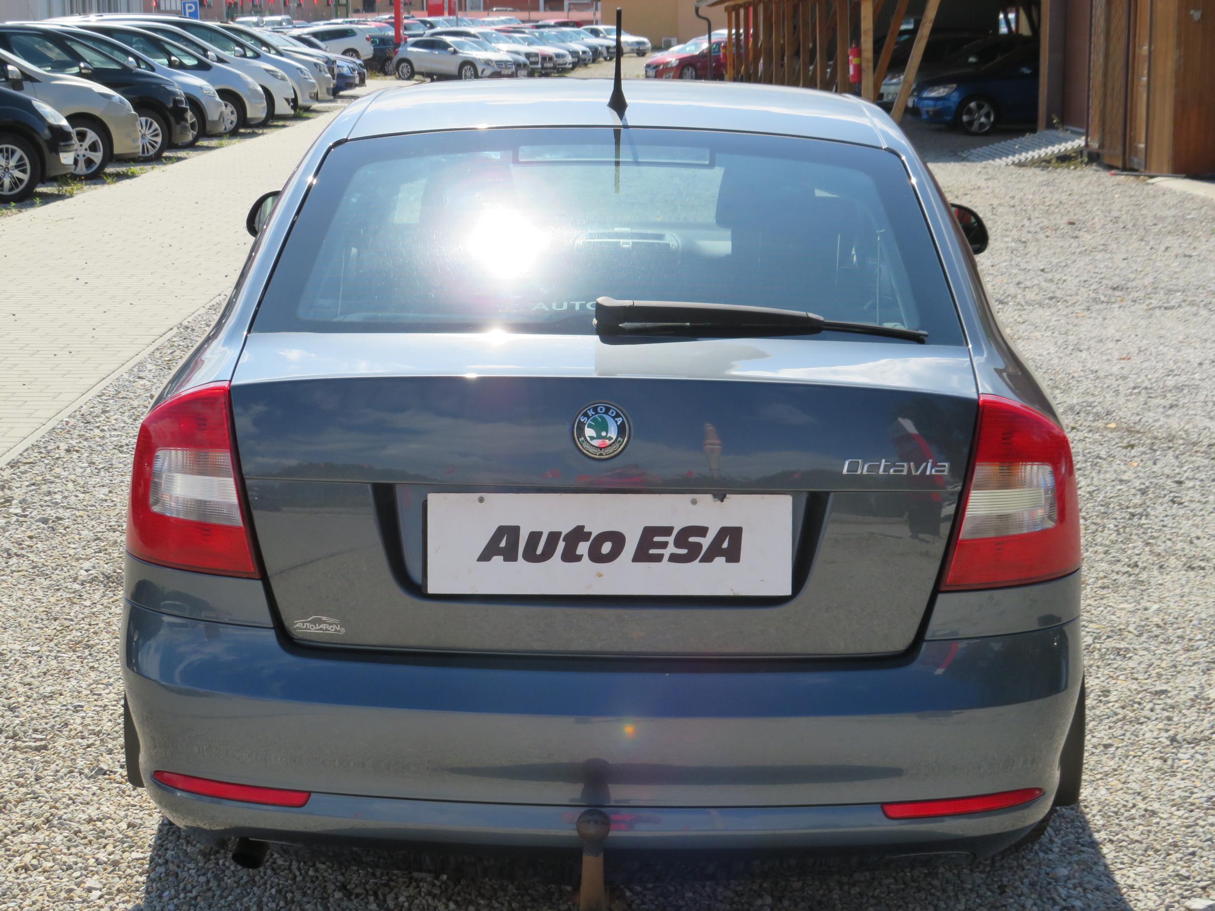 Škoda Octavia II, 2011 - pohled č. 5