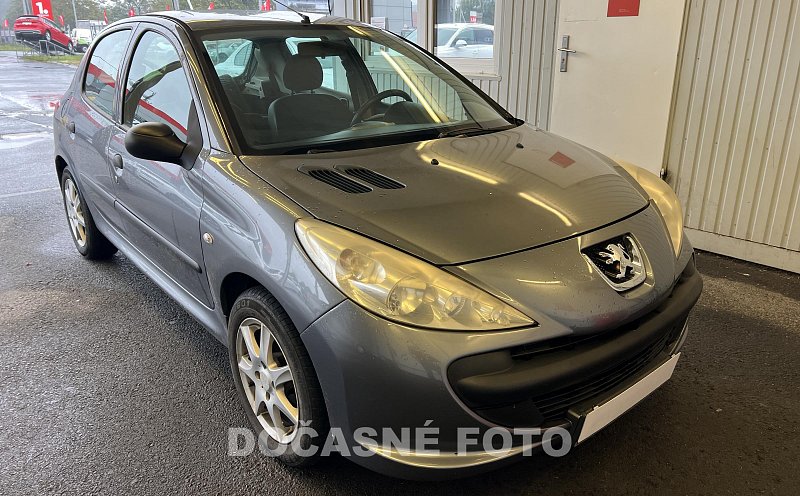 Peugeot 206 1.1i 