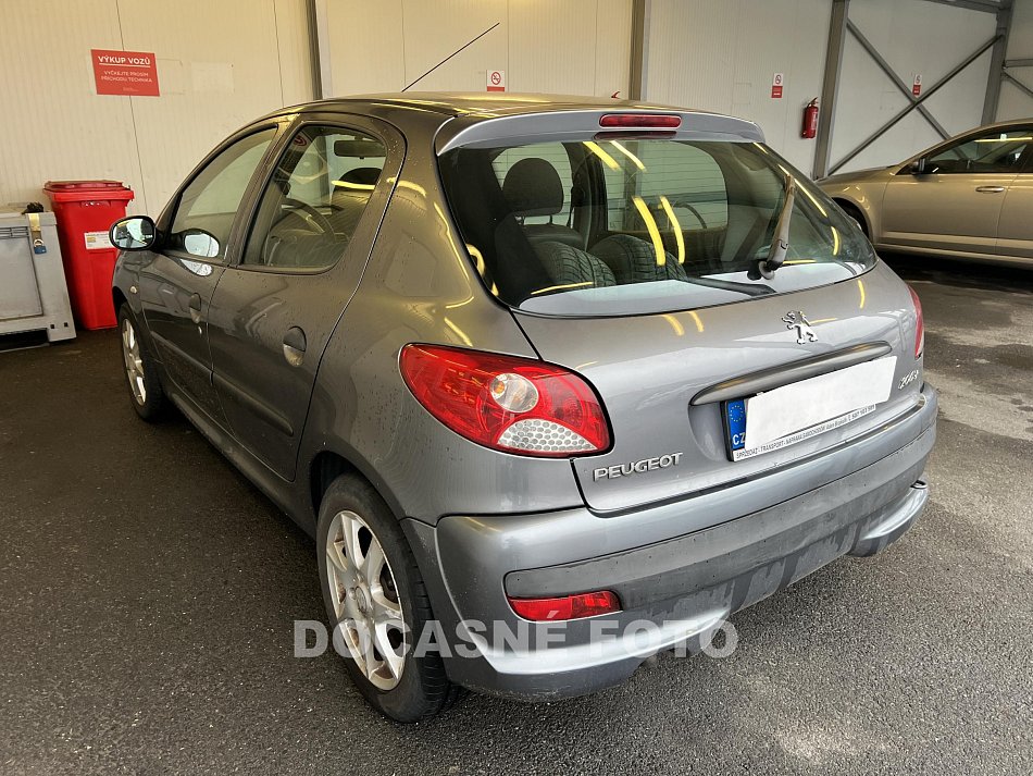 Peugeot 206 1.1i 