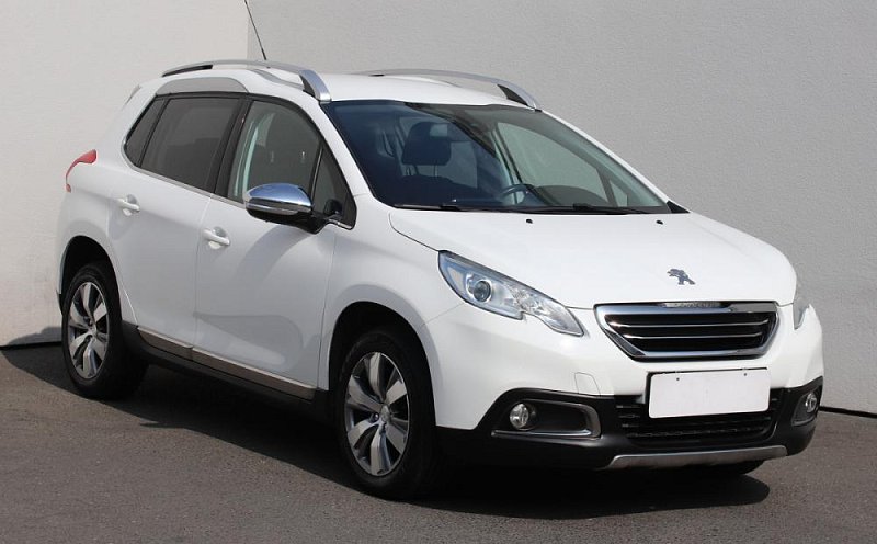 Peugeot 2008 1.2 Crossway