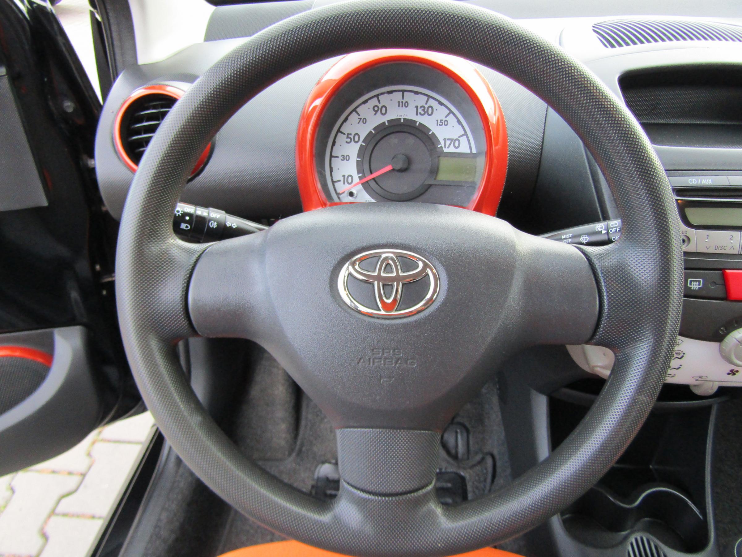 Toyota Aygo, 2012 - pohled č. 11