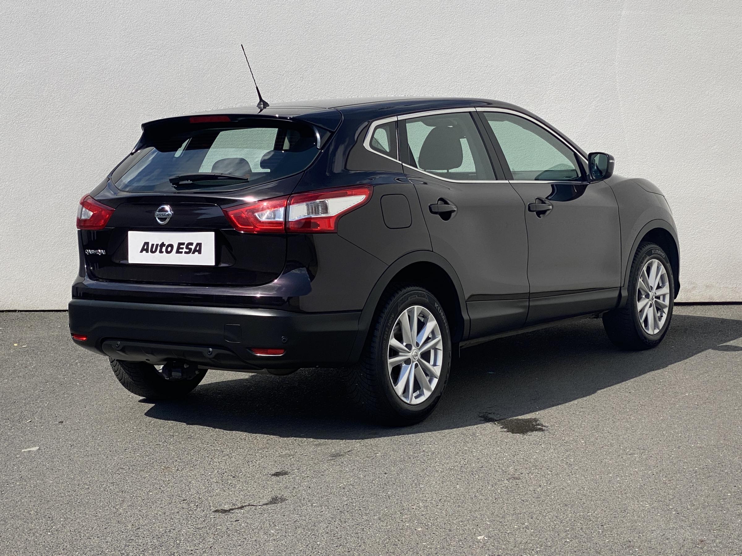 Nissan Qashqai, 2015 - pohled č. 4