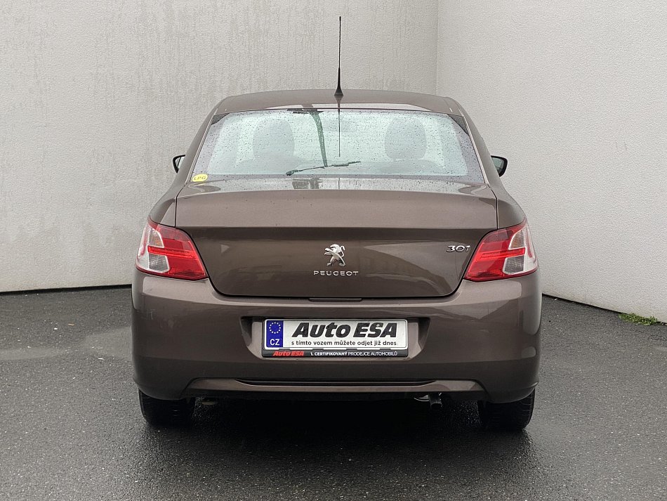 Peugeot 301 1.2VTi 