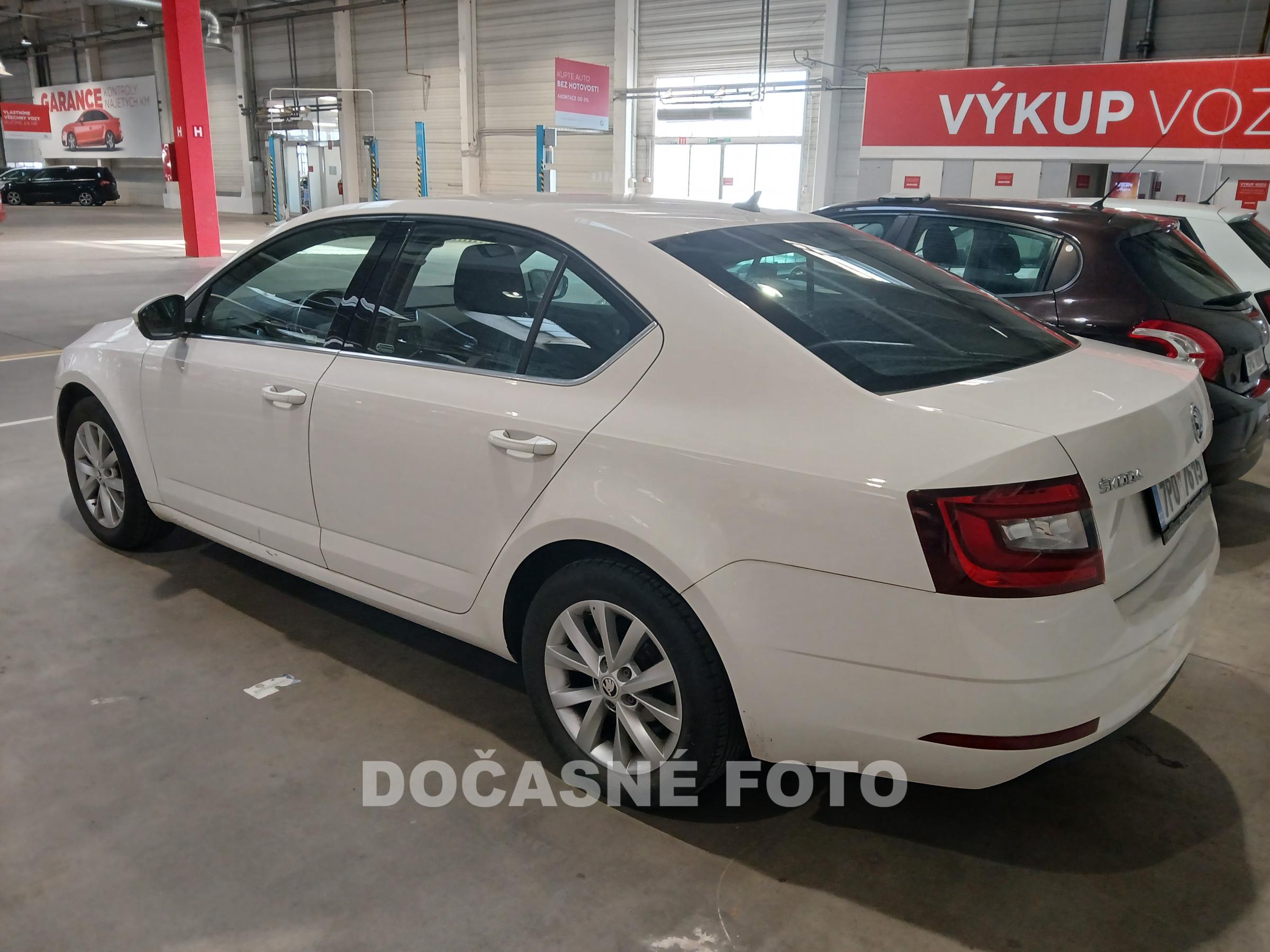 Škoda Octavia III, 2018 - pohled č. 3