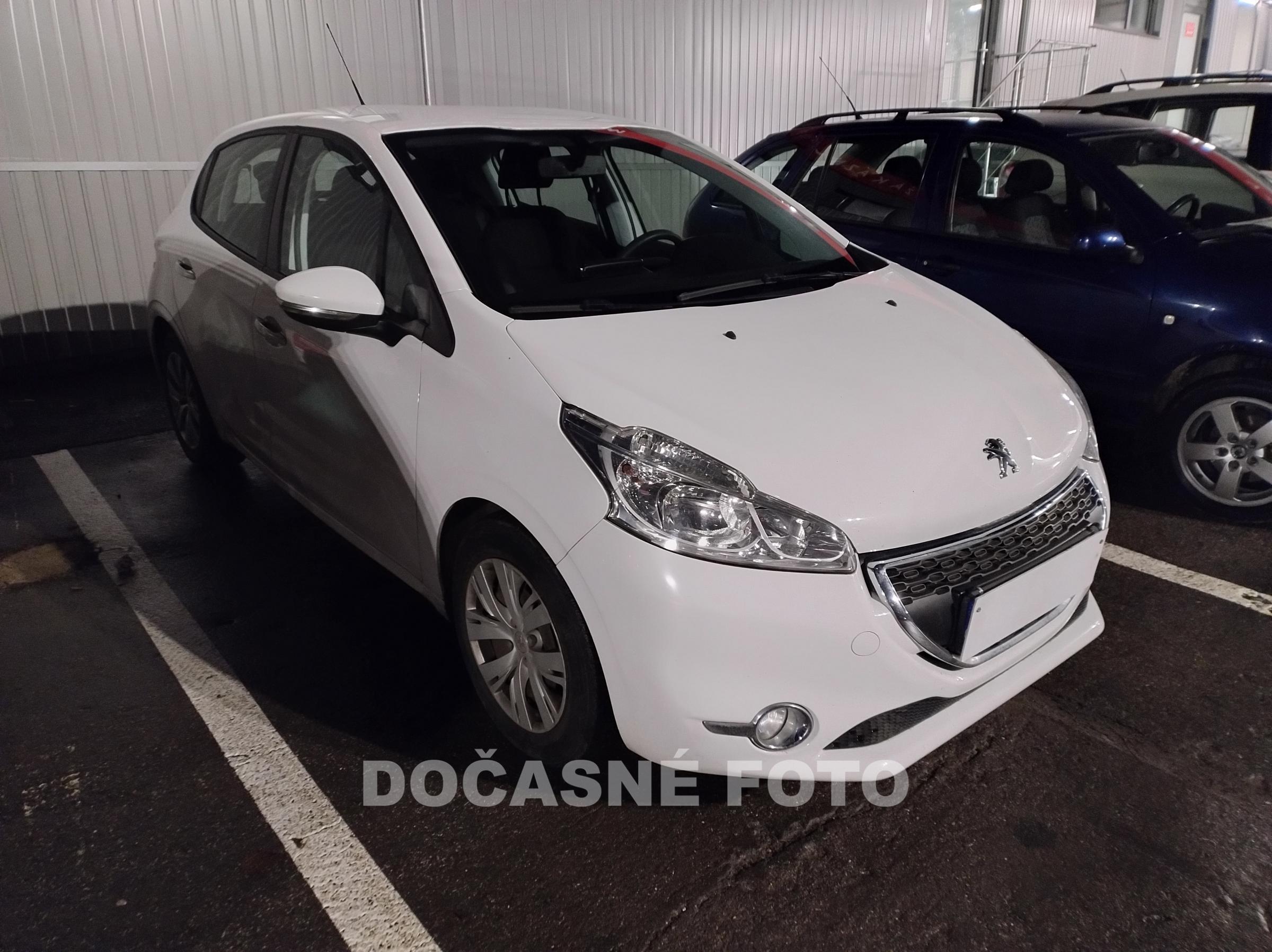 Peugeot 208, 2014