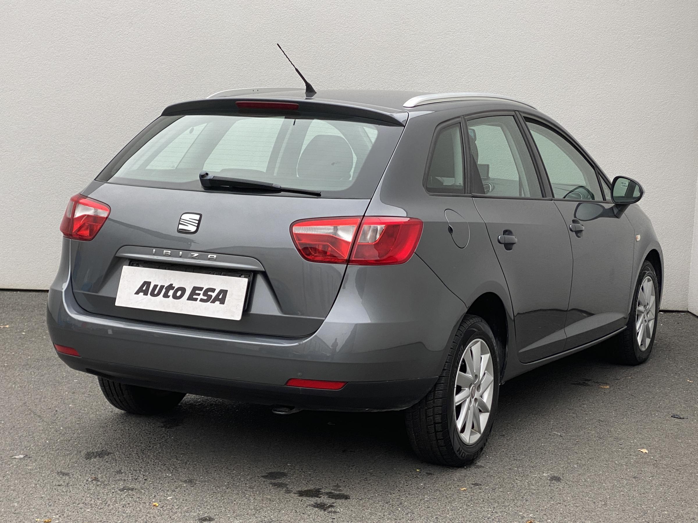 Seat Ibiza, 2013 - pohled č. 4