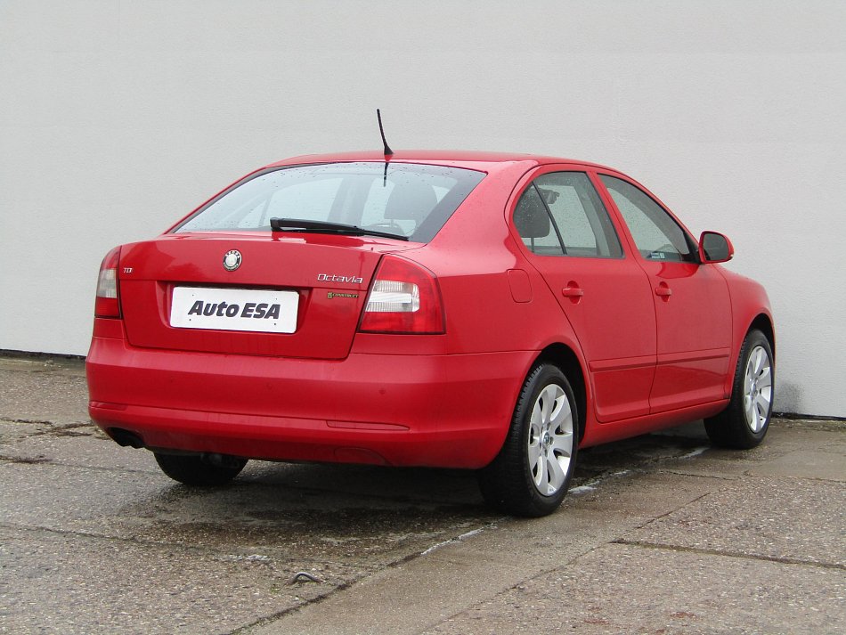 Škoda Octavia II 2.0TDi Elegance