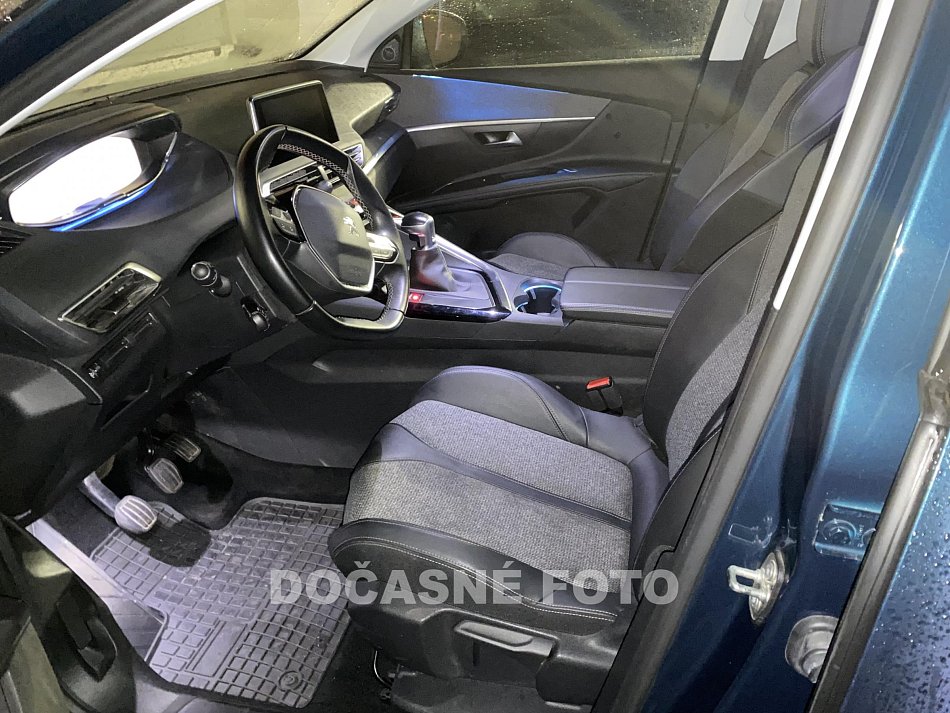 Peugeot 5008 1.5HDi 