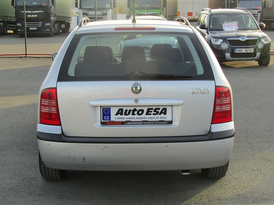 Škoda Octavia 1.6i Elegance