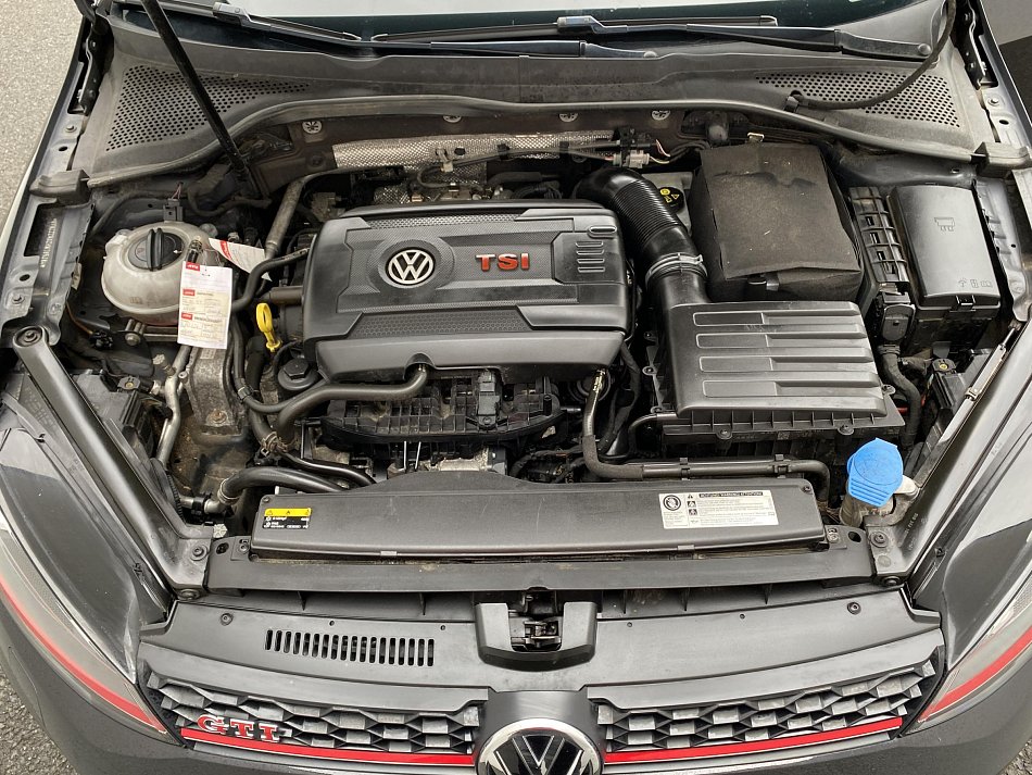 Volkswagen Golf 2.0 TSi GTi