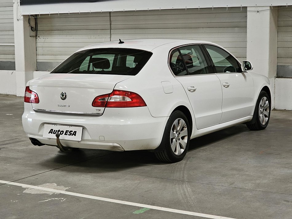 Škoda Superb II 2.0TDI Ambition