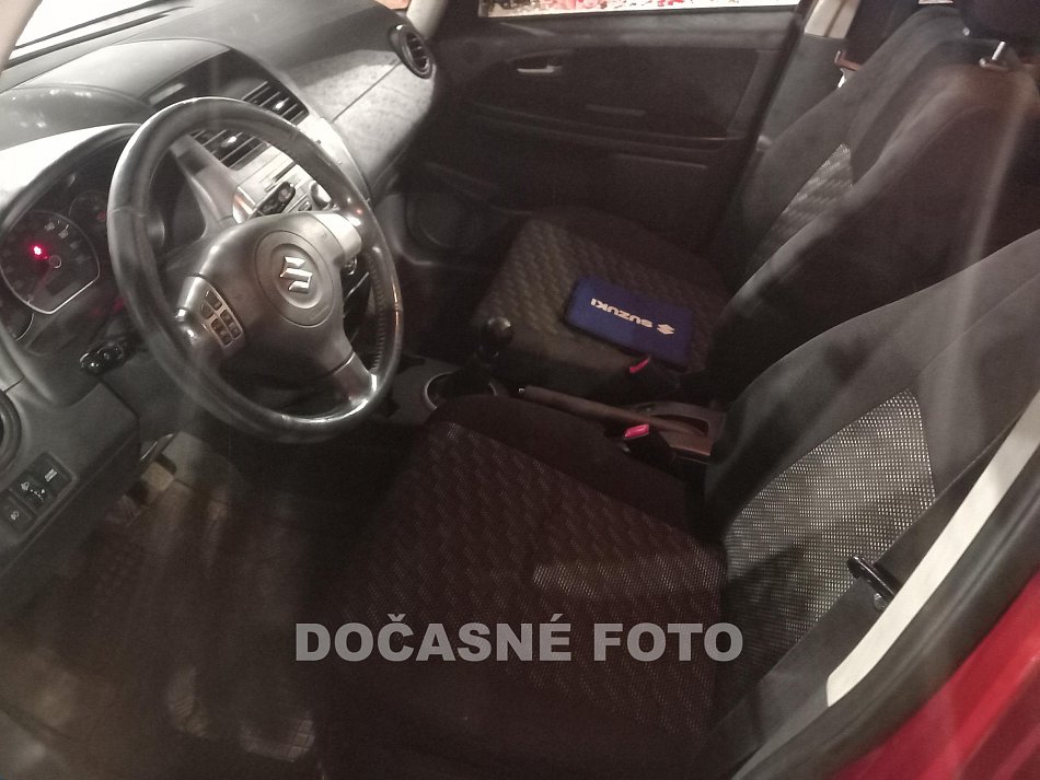 Suzuki SX4 1.6i 