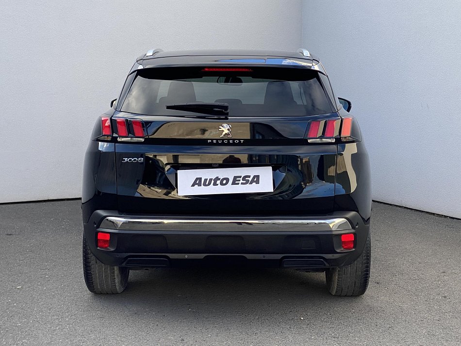 Peugeot 3008 1.2PT Allure