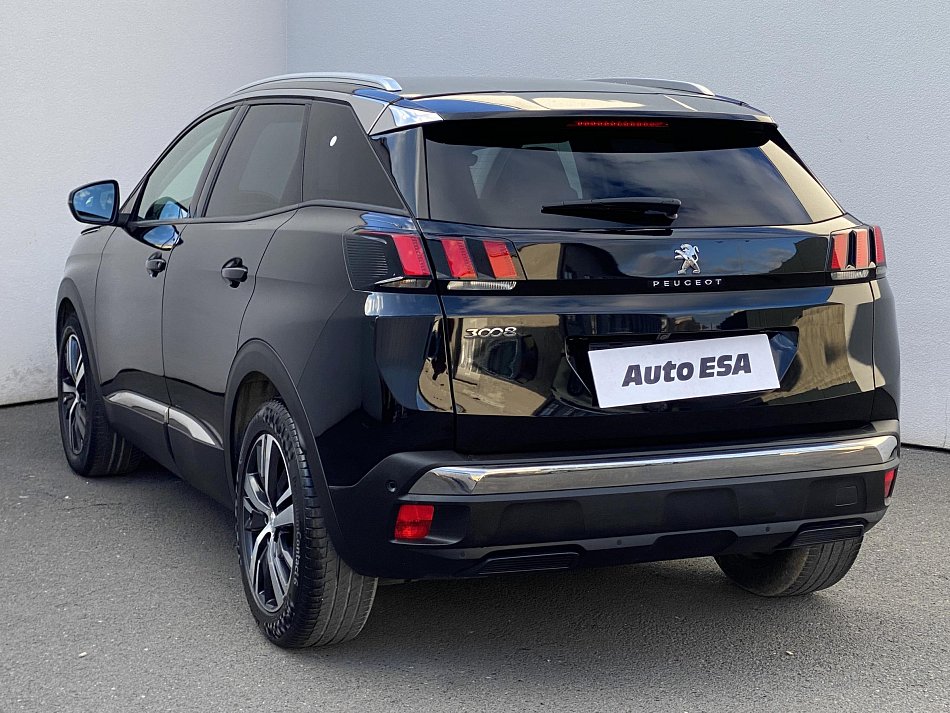 Peugeot 3008 1.2PT Allure